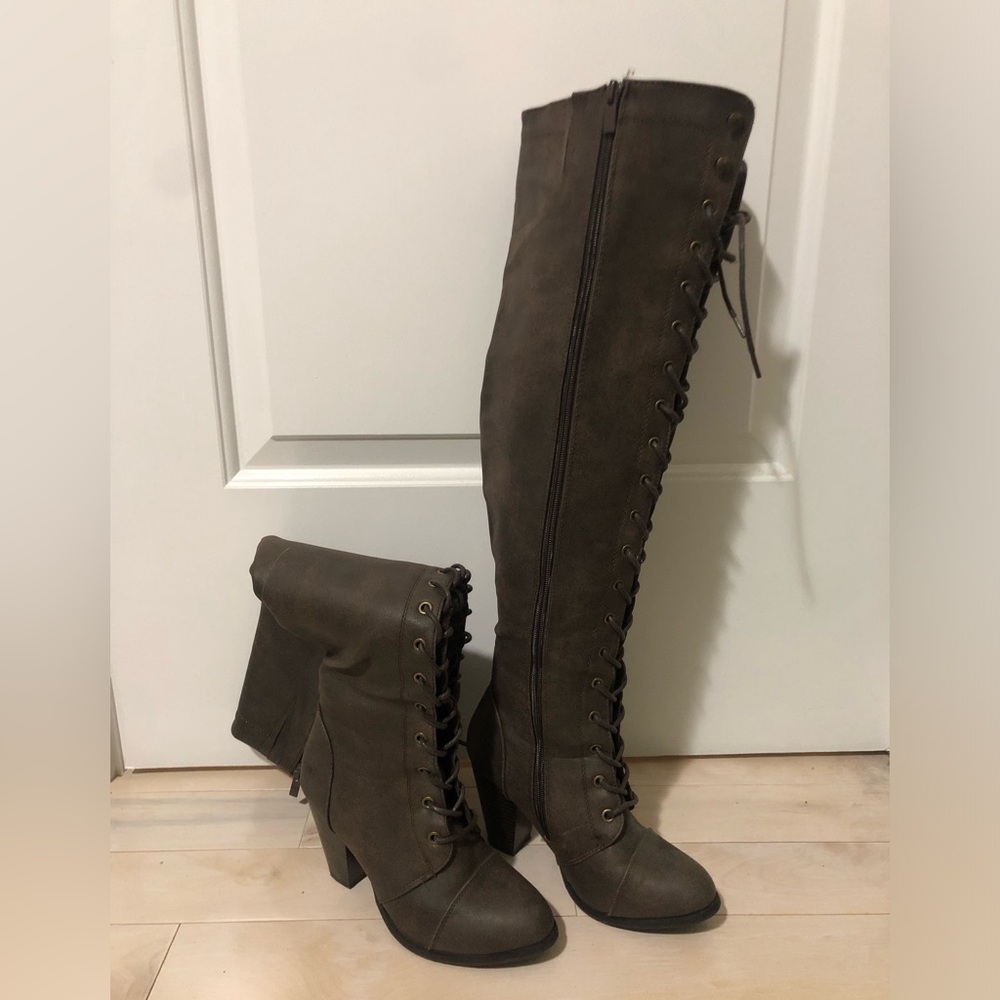 Brown Knee-High Lace-Up Boots